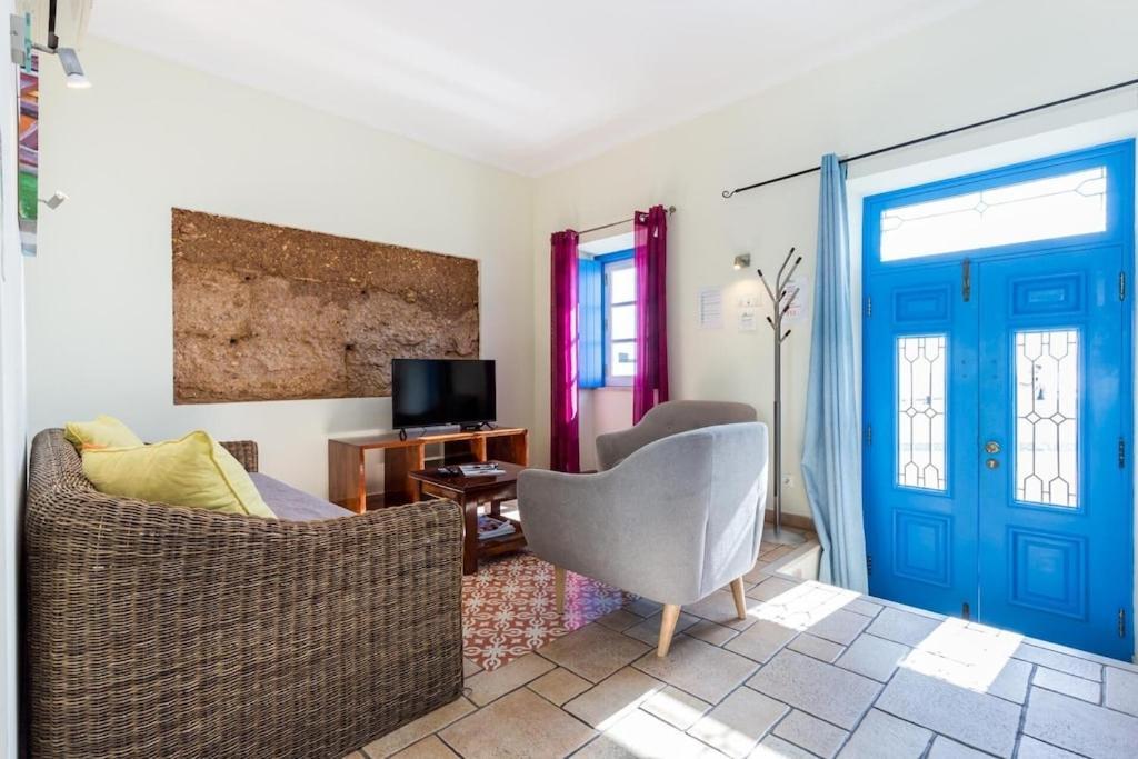 Refurbished Beachfront House, Pool, Ac, Wifi, Albufeira, Sea View Exterior photo