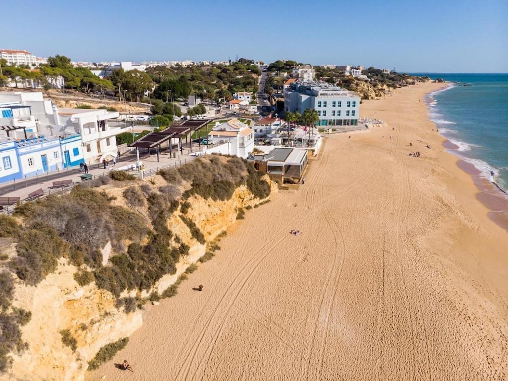 Refurbished Beachfront House, Pool, Ac, Wifi, Albufeira, Sea View Exterior photo