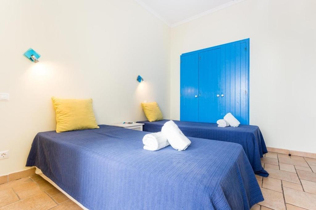 Refurbished Beachfront House, Pool, Ac, Wifi, Albufeira, Sea View Exterior photo