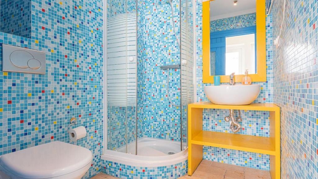 Refurbished Beachfront House, Pool, Ac, Wifi, Albufeira, Sea View Exterior photo
